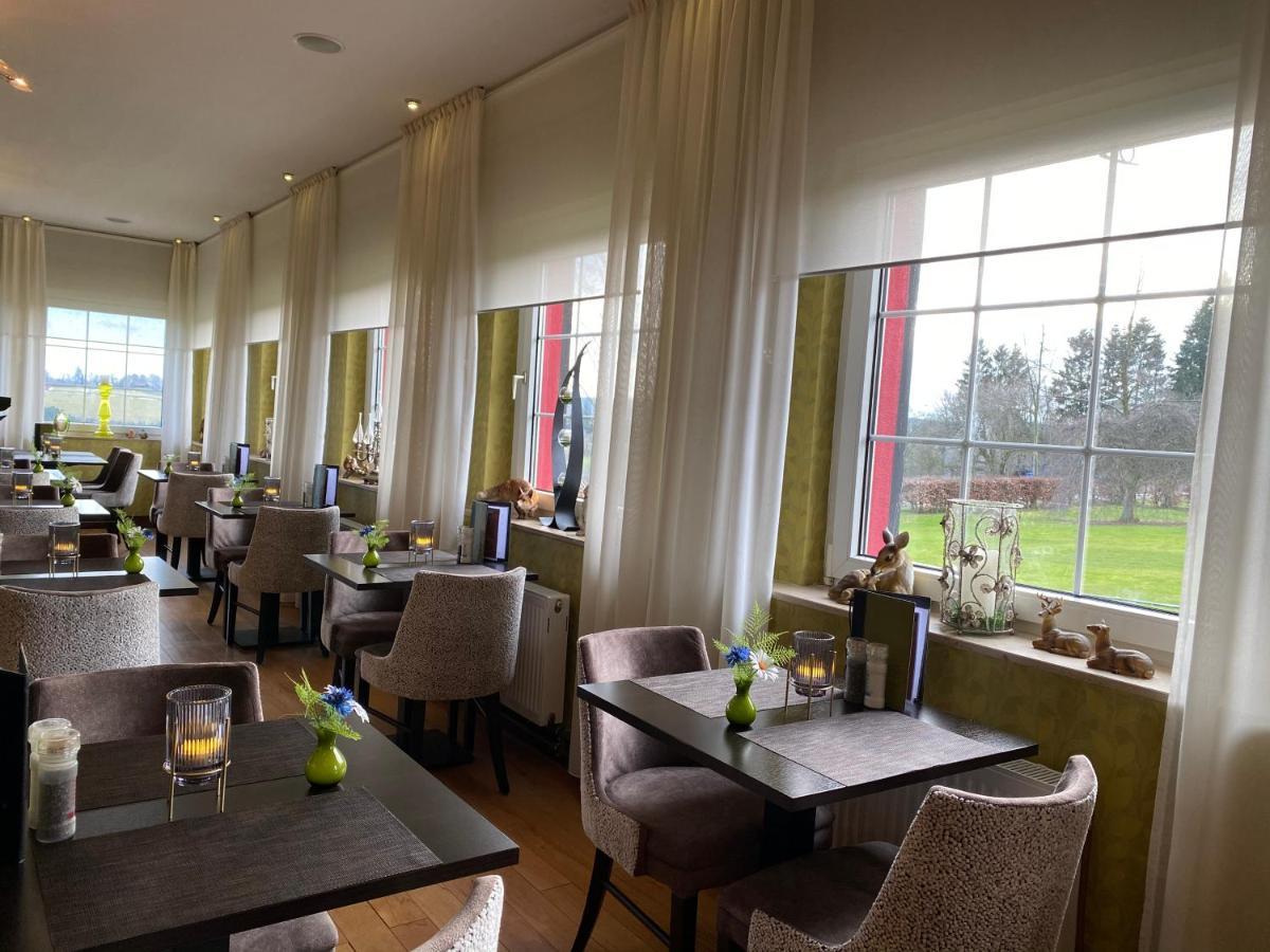 Boutique Hotel Restaurant Hollerather Hof Hellenthal Exterior photo